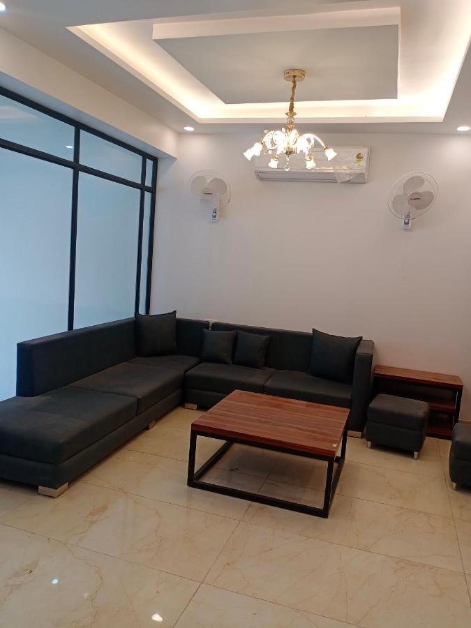 Hotel King Plaza Új-Delhi Kültér fotó