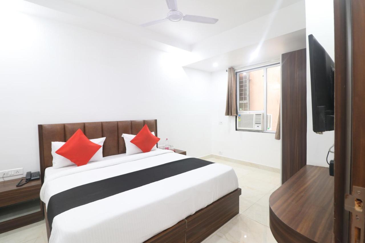 Hotel King Plaza Új-Delhi Kültér fotó
